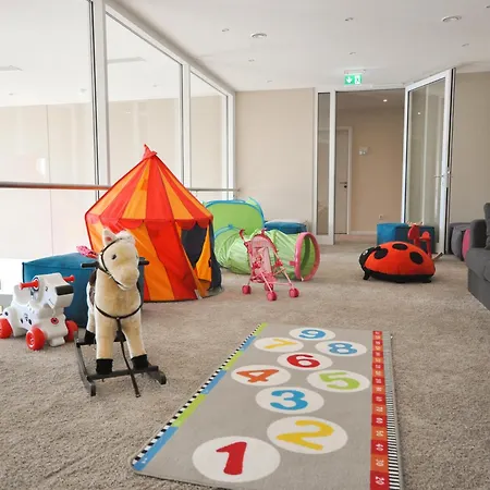 Seehuus Lifestyle فندق 4*